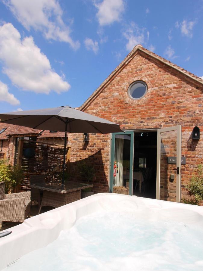 브리지노스 The Forge - Beautiful Contemporary Barn - Hot Tub 빌라 외부 사진